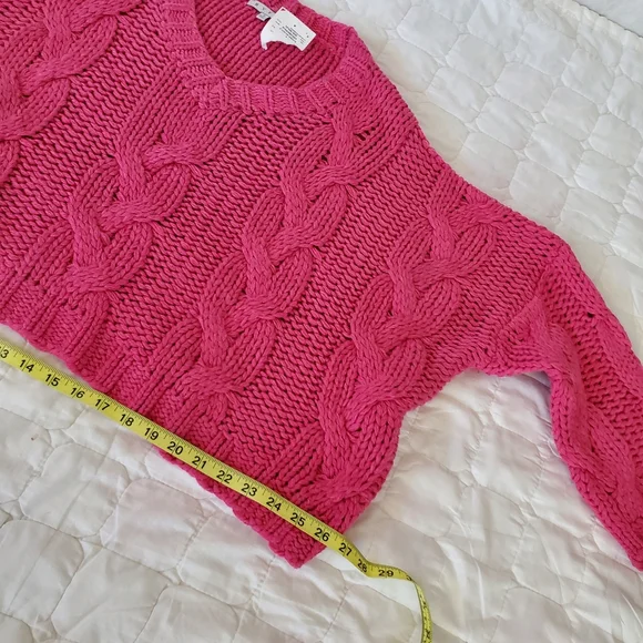 Sweater - Picture 3 of 11